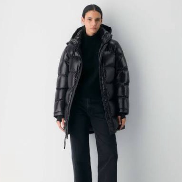 Aritzia Jackets & Blazers - Aritzia’s Super Puff Midi Puffer in Hi-Gloss Black - Size L